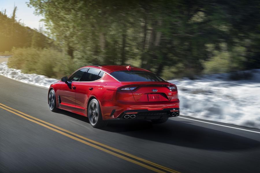  Kia Stinger GT (CK) 2017 года  (NA) (фото 26 из 50)
